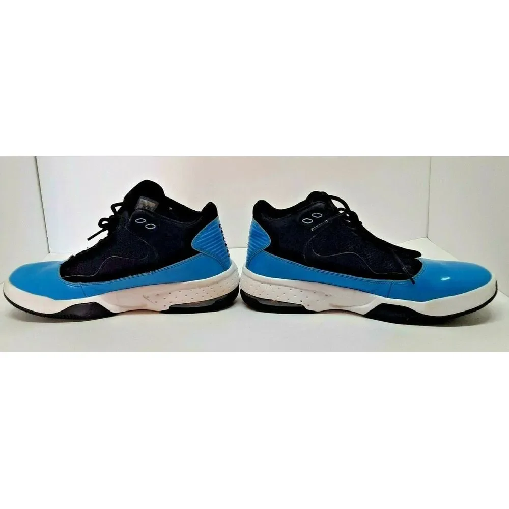 Men's Nike Air Jordan Max Aura 2 'UNC' Shoe Size 9.5 Black White Blue CK6636-041